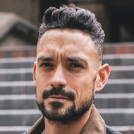 Carl Thompson, 45 (Blogger)