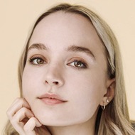Carley Thorne, 24 (YouTube明星)
