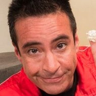 Carlos Carlín, 54 (TV Show-Gastgeber)