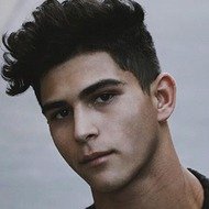 Carlos Loaiza, 26 (YouTube明星)