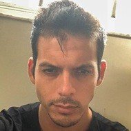 Carlos Mena, 35 (Attore TV)