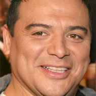 Carlos Mencia, 56 (喜剧演员)