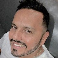 Carlos Sarabia, 48 (Wereldmuziek Zangers)