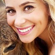 Carly Brooke, 35 (Blogger)