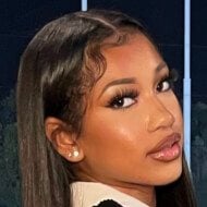 Carmen Amina, 19 (Instagram Star)