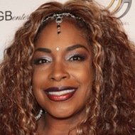 Carmen Carter, 61 (福音歌手)