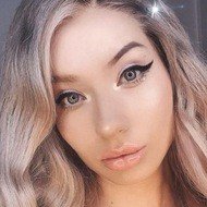 Carmen King, 26 (Star di YouTube)