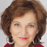 Carmen Tafolla, 74 (诗人)