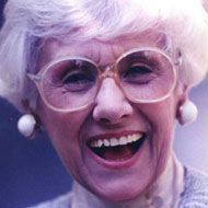 Carmen Vallejo (1922 - 2013) (电视女演员)