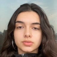 Carol Dias, 20 (TikTok明星)