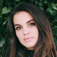 Carrie Rad, 37 (YouTube明星)