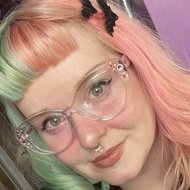 Carys Cuttlefish, 35 (TikTok明星)