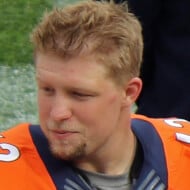 Casey Kreiter, 33 (Cầu thủ bóng bầu dục)