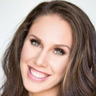 Cassandra Bankson, 32 (YouTube明星)