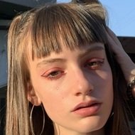 Catalina Buzzio, 21 (TikTok明星)