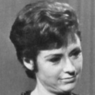 Caterina Valente, 93 (流行歌手)