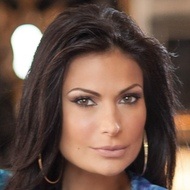 CATERINA VALENTINO, 49 (Instagram明星)