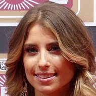 Cathy Hummels, 37 (电视节目主持人)