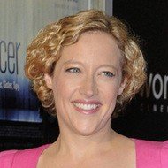 Cathy Newman, 51 (记者)