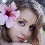 Caylee Cowan, 25 (Filmschauspielerin)