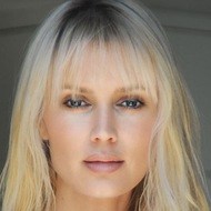 Celesta Hodge, 35 (模特)