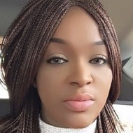 Chacha Eke, 38 (電影女演員)