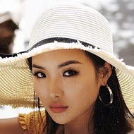 Chailee Son, 36 (Estrella de Instagram)