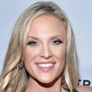 Chanel Jansen, 39 (Instagram Star)