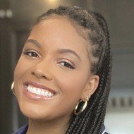 Chanel Thierry, 33 (Instagram Star)