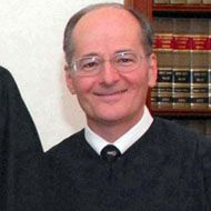 Charles T Canady, 71 (律师)