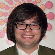 Charlie Saxton, 34 (Diễn viên truyền hình)