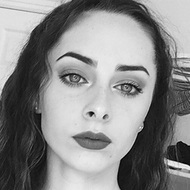 Charlotte Hayes, 24 (TikTok Star)