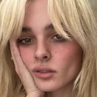 Charlotte Lawrence, 23 (Chanteuse pop)
