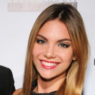 Chelsea Heath, 31 (模特)