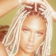 Chelsea Miller, 33 (唱片骑师)