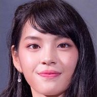 Cherprang Areekul, 27 (流行歌手)