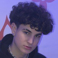 Cheskino, 22 (YouTube Star)