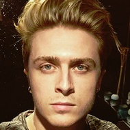 Chez Davis, 31 (流行歌手)