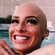 chl0ebean, 26 (TikTok Star)