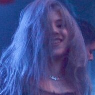 Chloe Chaidez, 29 (摇滚歌手)