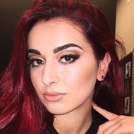 Chloe Churukian, 26 (Vine Star)