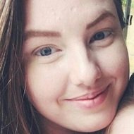 Chloe Dunstan, 31 (Star di YouTube)