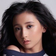 Chloe Xaviera, 22 (World Music Singer)