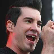 Chris Brenner, 30 (民歌手)