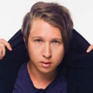 Chris Linck, 31 (吉他手)
