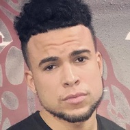 Chris Perry, 36 (Pop Zangers)