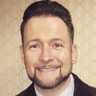 Chris Styles, 45 (Radiogastgeber)