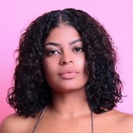 Chriss Zoe, 35 (Blogger)