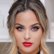 Christen Dominique, 37 (YouTube明星)
