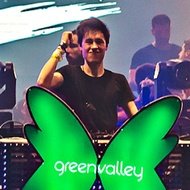 Christian Liu, 26 (DJ)